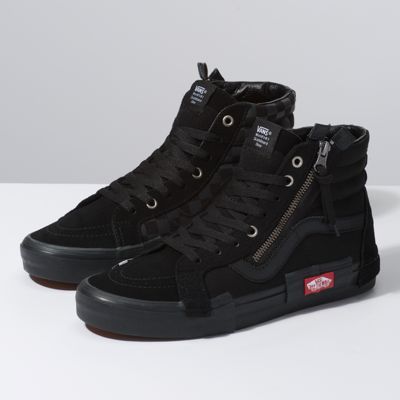 Vans Shoes Fashion, Vans Sk8 Hi Reissue, Mens Vans Shoes, Tenis Vans, Vans Checkerboard, Vans Store, Fresh Shoes, Vans Sk8 Hi, New Rock