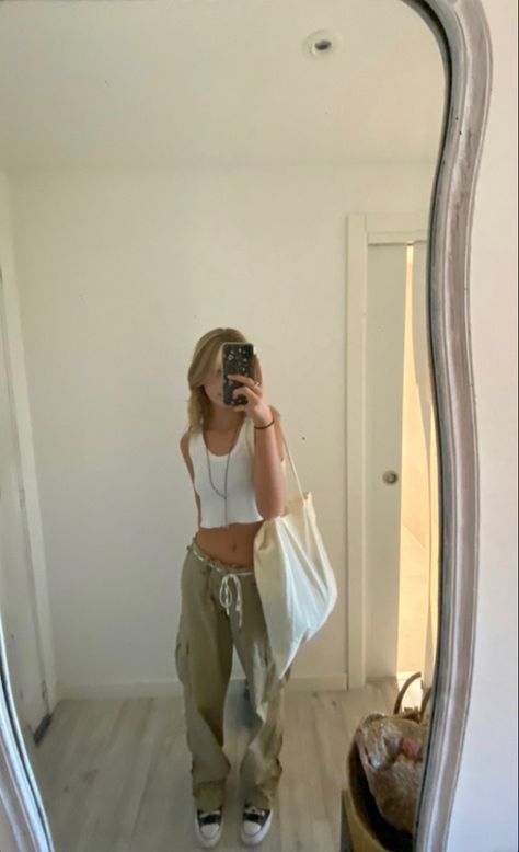 Brandy Melville Cargo Pants, Shoelace Belt, Brandy Melville Outfits, Brandy Melville Tank Top, Cargo Pants Outfits, Brandy Melville Tank, Simple Fits, Tank Top Outfits, Summer Dress Outfits