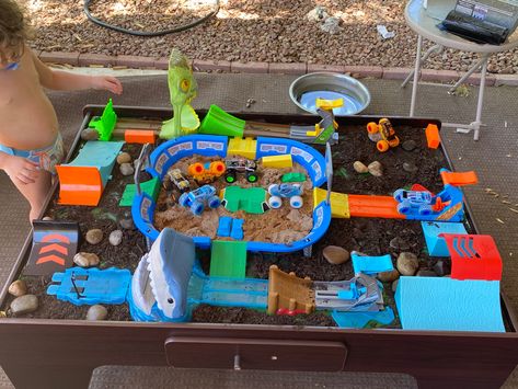 Monster Truck Train Table, Monster Jam Play Table, Monster Jam Party Decorations Diy, Diy Monster Truck Arena, Monster Truck Activities, Monster Truck Table, Monster Jam Arena, Monster Truck Arena, Kinetic Sand Table