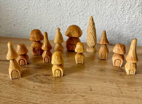 (20+) Whittling & Woodcarving Group | Facebook Easy Whittling Projects For Beginners, Whittling Projects For Beginners, Whittling For Kids, Beginner Wood Carving, Forest Schools, Woodcarving Ideas, Whittling Projects, Carving Art, Forest School