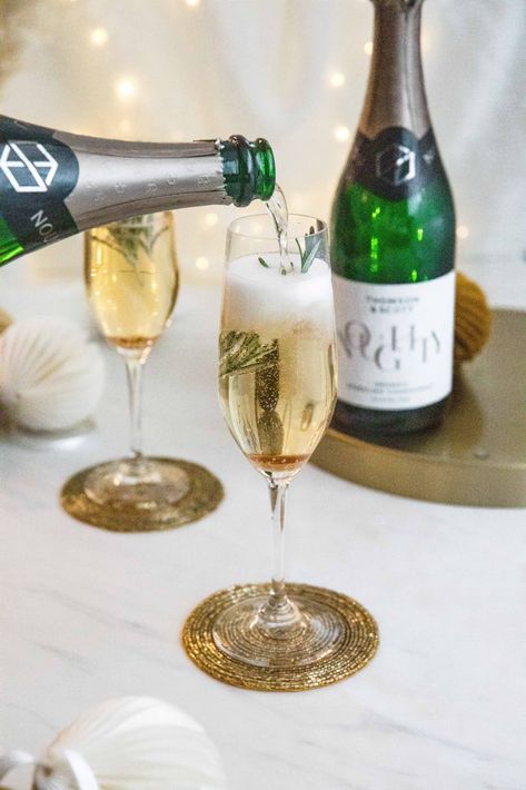 Oh So Noughty - Alcohol-Free Sparkling Cocktail | Liquid Culture Liquid Culture, Champagne Recipe, Alcohol Free Wine, White Cranberry Juice, Sparkling Cocktail, Holiday Pies, Surprise Engagement, Wedding Week, Champagne Cocktail