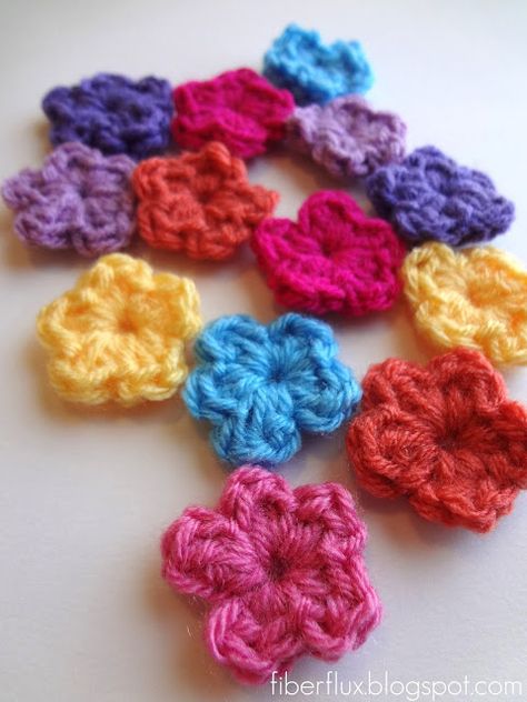 Fiber Flux...Adventures in Stitching: Free Crochet Pattern...One Round Flowers ☀CQ #crochet #crochetflowers  http://www.pinterest.com/CoronaQueen/crochet-leaves-and-flowers-corona/ Crochet Mini Flowers Pattern, Small Crocheted Flowers, Mini Crochet Flower Pattern, Mini Crochet Flowers Pattern Free, Mini Flowers Crochet, Mini Flower Crochet Pattern Free, Small Crochet Flowers Free Pattern Easy, Crochet Small Flowers Free Pattern, Crochet Mini Flowers Free Pattern