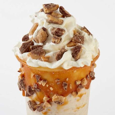 Heath Candy Bar, Everyday Desserts, Chocolate Hershey, Heath Bar, Mint Gum, Heath Bars, English Toffee, Toffee Bits, Caramel Topping