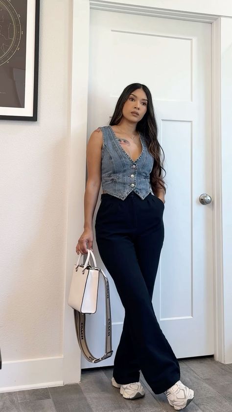 Night Drink Outfit, Romantic Curvy Outfit, Outfit For Backyard Party, 22 Year Old Outfits Classy, 9060 Outfit Women, Mid Size Brunch Outfit, Outfit Ideas For Fair Date, Spring Outfits Ideas For Women, Denim Vest Dress