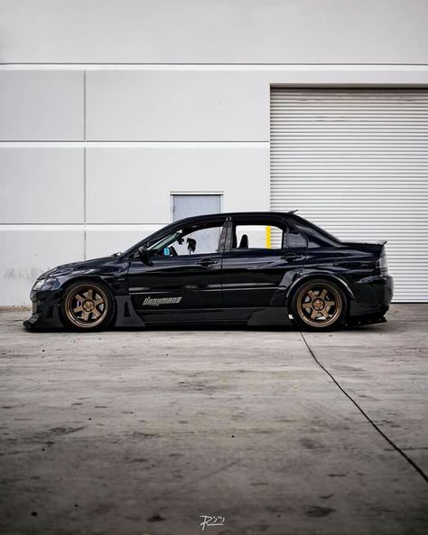 #Beautiful #stanced out #Mitsubishi #evo #9 #Mr Evo 8 Mitsubishi, Evo 9 Modified, Mitsubishi Lancer Modified, Mitsubishi Evo 8, Evo 9, Evo 8, Japanese Sports Cars, Mitsubishi Cars, Evo X