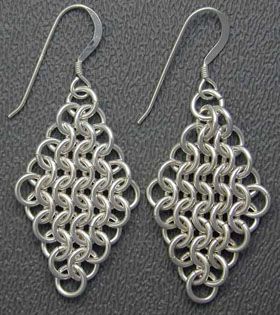 Chainmaille Jewelry Patterns, Jump Ring Jewelry, Jewelry Making Business, Chainmail Jewelry, Jewerly Making, Chain Maille Jewelry, Wire Work Jewelry, Homemade Jewelry, Handmade Wire Jewelry