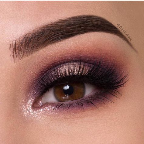 Amazing Denitslava Makeup, Plum Eyeshadow, Eyeshadow For Blue Eyes, Smoky Eyes, Beautiful Eye Makeup, Brows On Fleek, Single Eyeshadow, Peinados Fáciles Para Cabello Corto, Make Up Looks