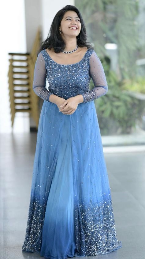 Blue Colour Gown Design, Gown Party Wear Reception Dresses Long, Net Gown Designs Indian, Net Gowns Indian Party Wear, Long Frocks For Women Party Wear, Marriage Dresses For Women, Gowns For Reception, Saree Dress Design Ideas, Reception Dress Indian