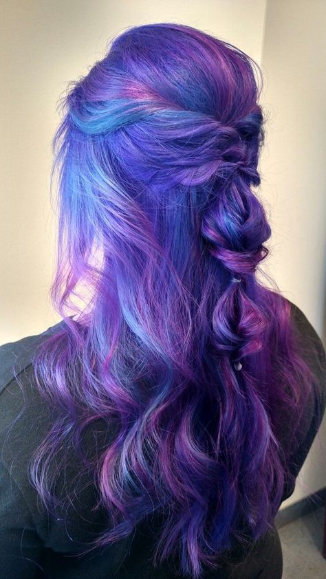 Rainbow Hair Aesthetic, Rainbow Hair Color Short, Purple Hair Streaks, Galaxy Hair Color, Pink And Purple Hair, Blue Purple Hair, Blue And Pink Hair, Galaxy Hair, Rainbow Hair Color