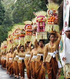 Bali Offerings, Voyage Bali, Bali Lombok, Bali Travel Guide, Bali Island, Denpasar, We Are The World, Seminyak, Wellness Center