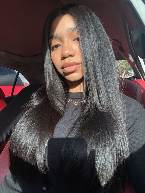 Hair cut, black hair, straight hair Black Straight Hair Black Women, Straight Hair On Black Girls, Frizzy Straight Hair, Straight Natural Hair Black Women, Straight Hair Black Women, Black Hair Straight, Black Teenage Girl, Long Straight Black Hair, Straightened Hair