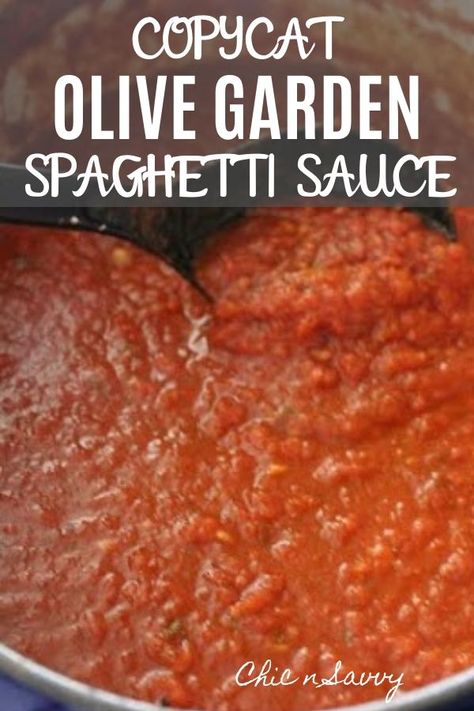 If you love Olive Garden, you might want to check out this Copycat Olive Garden Spaghetti Sauce Recipe! It's easy to make with minimal ingredients. You can create a delicious dish from the comfort of your home! #spaghetti #pasta #pastasauce #copycat #easydinner Olive Garden Spaghetti Sauce, Olive Garden Spaghetti Sauce Recipe, Garden Spaghetti Sauce, Olive Garden Spaghetti, Best Homemade Spaghetti Sauce, Beef Spaghetti, Homemade Spaghetti Sauce Easy, Best Spaghetti Sauce, Recipes Spaghetti