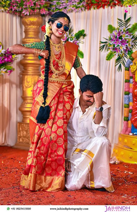 Wedding Photos Ideas For Photographers, Couple Stills For Wedding, Hindu Marriage Photography, Marriage Stills Photos, Funny Wedding Poses, Wedding Couple Shoot, Hindu Wedding Photos, Marriage Photoshoot, Marriage Poses