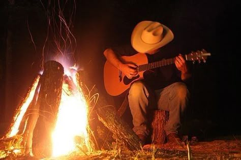 Guitar Country Aesthetic, Western Guitar Aesthetic, Campfire Guitar Aesthetic, Guitar Around Campfire, Country Guitar Aesthetic, Campfire Guitar, Cowboy Boyfriend, Campfire Aesthetic, Campfires Photography