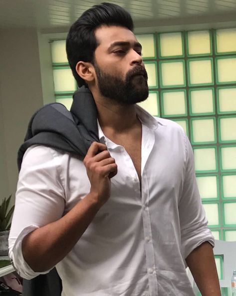 89.7k Likes, 443 Comments - Varun Tej Konidela (@varunkonidela7) on Instagram: “New week! Back to the grind!! #mondaysbelike” Varun Tej Hd Wallpapers, Tej Image, Karan Vohra, South Actors, Vidyut Jamwal, Mahesh Babu Wallpapers, Telugu Hero, Varun Tej, Stylish Mens Suits