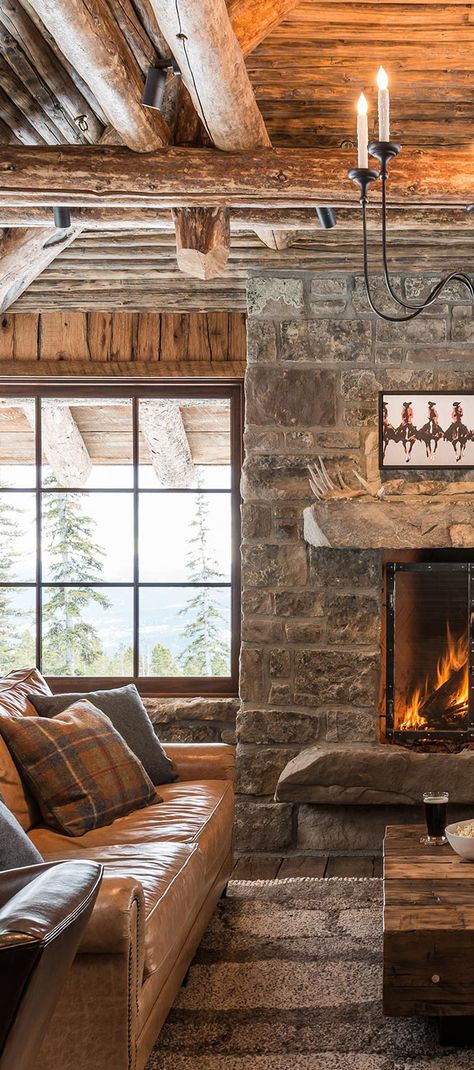 Beautiful Rustic Homes, Modern Lodge Fireplace, Rustic Rugs Living Room Cozy Cabin, Cabin Style Interior, Cabin Style Living Room Rustic, Cabin Tv Room, Loghome Ideas, Lodge Living Room Ideas, Rustic Living Room With Fireplace