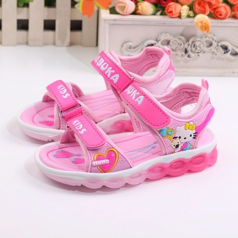 Gucci Baby Clothes, Cheap Sandals, Gucci Baby, Boy And Girl Cartoon, Shoes Cute, Kids Beach, Fashion Slippers, Girls Cartoon