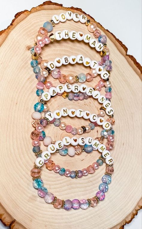 Friendship Bracelets For Taylor Swift Concert, Lover Era Bracelet Ideas, Eras Movie Bracelets, Yntcd Taylor Swift Bracelet, Lover Eras Tour Bracelet, Lover Era Bracelet, Lover Bracelet Ideas, Eras Your Bracelet, Cruel Summer Bracelet