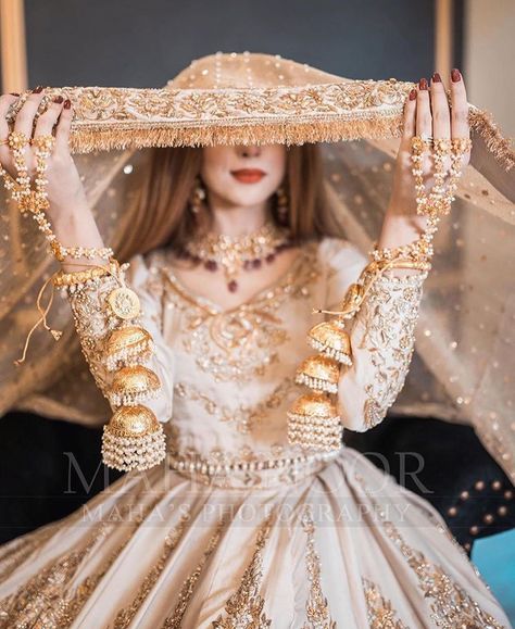 Styled in Pakistan on Instagram: “Love this champagne gold bridal✨  Designer: @emabofficial  Makeup: @sadaffarhanofficial  Photography: @mahasphotographyofficial  Muse:…” Kalire Designs, Nikah Dresses, Nikah Dress, Desi Wedding Dresses, Asian Bridal Dresses, Bride Photoshoot, Bridal Dresses Pakistan, Pakistani Wedding Outfits, Beautiful Pakistani Dresses