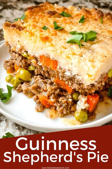 Recipe Using Ground Beef, Shepards Pie Recipe, Shepard S Pie, Cottage Pie Recipe, Hp Sauce, Ground Beef Casserole Recipes, Mash Recipe, Cooking With Beer, Shepherds Pie Recipe