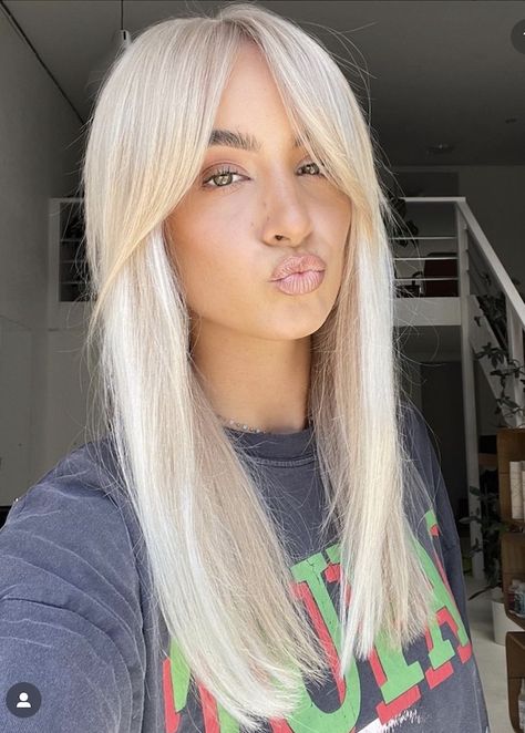 Ash Blonde Hair Balayage, Pretty Blonde Hair, Blonde Moments, Ash Blonde Hair, Bleach Blonde, Long Hair With Bangs, Platinum Blonde Hair, Happy Hair, Sleek Hairstyles