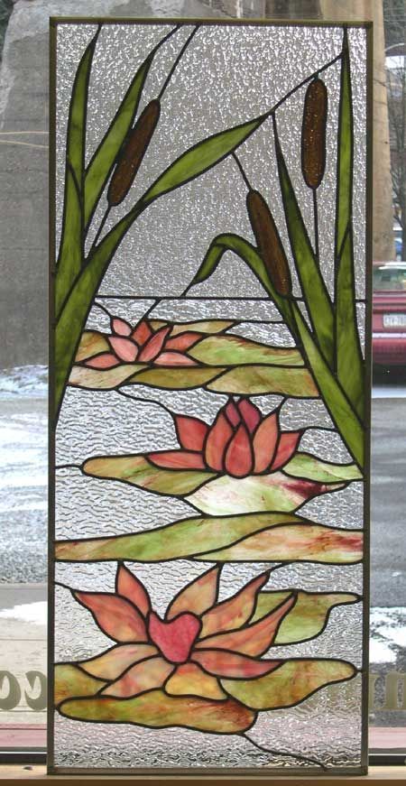 Room Art Ideas, L'art Du Vitrail, Glass Painting Patterns, زجاج ملون, Stained Glass Quilt, Stained Glass Patterns Free, Glass Painting Designs, Stained Glass Paint, Stained Glass Flowers