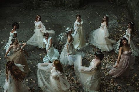 #twelvedancingprincesses #fairytale #etherealphotography #fairytalephotography #darkromance Anna Madsen on Instagram: "sacred geometry || The Twelve Dancing Princesses @chateaubarefoot @livgraceful @abbybrook31 @brogan_genie @clairemariebacon @scenesfromdaydreams @azayakanna @froqueen_ @thefoxandtheivy @graciedrinkwater @amanda.kay.slays @dearest_wildfire concept / styling / photography : @a.m.whispers wardrobe assist / BTS / hair : @sarahgatesphoto crowns : @sweetvcrown" Princess Aesthetic Dark, Dark Fairytale Aesthetic, The Twelve Dancing Princesses, Amanda Kay, Mists Of Avalon, Twelve Dancing Princesses, Princess Fairytale, Princess Dance, Fairytale Aesthetic