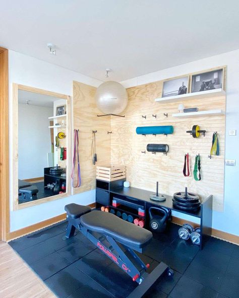 These Small Home Gym Ideas Can Suit Any Space Small Home Gym Design, Tiny Home Gym, Home Gym Bedroom, Mini Gym At Home, Small Home Gym Ideas, Home Gym Basement, Home Gym Ideas, Small Home Gym, Workout Room Home