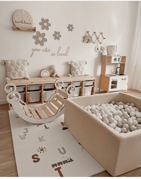 Creative Nursery, Mountain Animals, Star Themed Nursery, Nursery Interior, Dreamy Nursery, Baby Playroom, Princess Nursery, Toddler Playroom, Minimalist Nursery