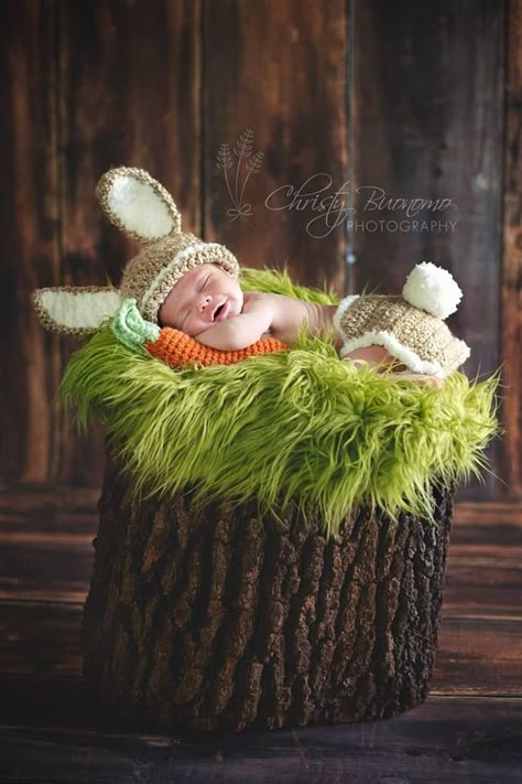 Easter Bunny Newborn Pictures, Bunny Newborn Pictures, Newborn Easter Pictures At Home, April Newborn Pictures, Newborn Easter Photos, April Baby Photoshoot, Easter Newborn Photoshoot, Newborn Easter Photography, Spring Newborn Pictures