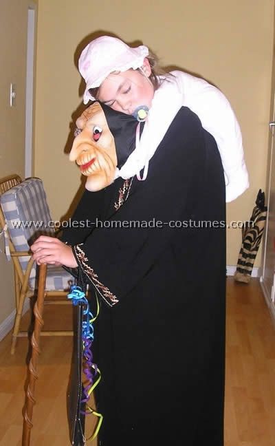 Optical Illusions - Funny Halloween Costume Ideas Funny Halloween Costume Ideas, Illusion Costumes, Great Costume Ideas, Piggy Back, Box Costumes, Funny Halloween Costume, Homemade Costume, Clever Halloween Costumes, Costumes For Teens