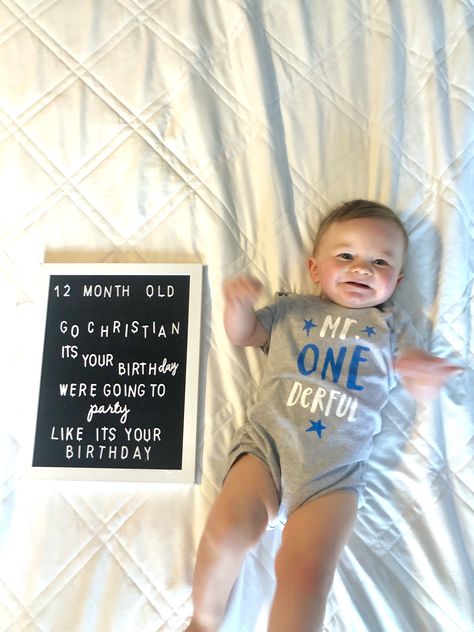 #12months #baby #letterboard #letterboardbaby #1yearold #1yearoldpicture #1stbirthday 12 Month Old Letter Board Ideas, 10 Month Baby Letterboard, Odin Pictures, 10 Months Old Baby Photoshoot, 10 Month Old Baby Photo Ideas, 11 Month Milestones Photo Ideas, 11 Months Baby Photoshoot Ideas, 11 Month Baby Photo Ideas, Milestone Ideas