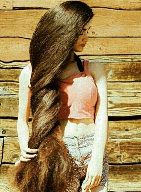 Wow that's thick hair Extremely Thick Hair, Indian Long Hair Braid, Huge Hair, Long Hair Ponytail, Extremely Long Hair, Extension Hair, Rapunzel Hair, Long Hair Pictures, Really Long Hair