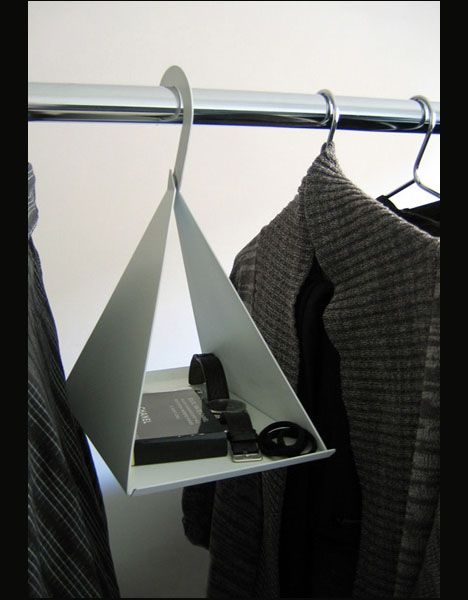 Organizar Closet, Unique Shelves, Hanger Design, Objet Design, Household Tools, Retail Display, Objects Design, Visual Merchandising, Retail Design