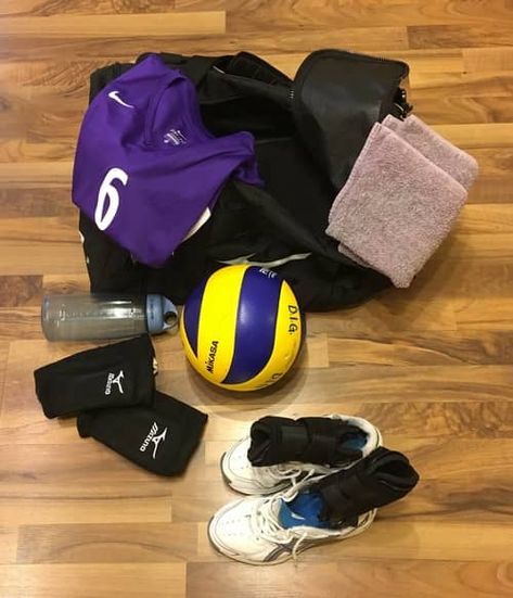 Volleyball Rules, Volleyball Aesthetic, Volleyball Bag, Volleyball Tournament, Volleyball Gear, Sweat Towel, Volleyball Wallpaper, Indoor Volleyball, Volleyball Photos