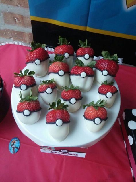 Pokemon Strawberries, Pokemon Birthday Party Ideas, Pikachu Party, Pokemon Party Decorations, Pikachu Birthday, Pokemon Themed Party, Pokemon Birthday Cake, Pokémon Birthday, Pokémon Party