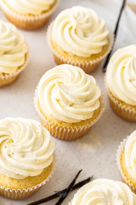 Vanilla Bean Cupcakes Vanilla Bean Cupcake Recipe, Best Vanilla Cupcakes, Vanilla Bean Frosting, Vanilla Bean Cupcakes, Oreo Buttercream, Vanilla Recipes, Oreo Cupcakes, Gourmet Cupcakes, Vanilla Frosting