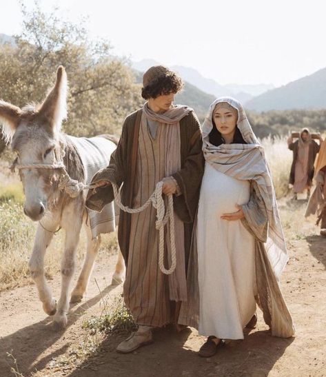 Mary In The Bible, Joseph Costume, Biblical Clothing, Christian Veils, Saint Costume, Biblical Costumes, Nativity Scene Display, Nativity Costumes, Disney Movie Art