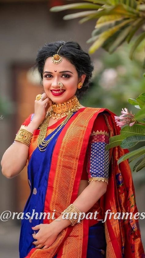 Navari Saree Marathi Bride Poses, Paithani Saree Photoshoot Poses, Navvari Sadi Look Poses, Navari Saree Photoshoot Poses, Marathi Look Photoshoot Poses, Nauwari Bride Look, Navari Sadi Poses, Navvari Poses, Navari Saree Poses