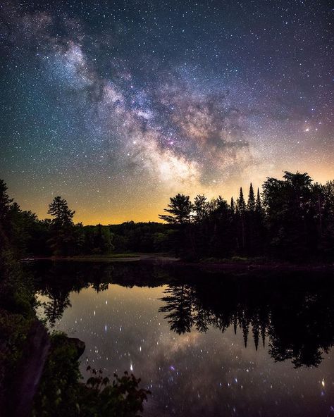 “Midnight Light” ✨ . . The Milky Way galactic core rising over the Muskoka Ri ver on a moonless light.   #Muskoka #MilkyWay #Ontario #Canada #astro #galacticcore #river Caitlin Core, Night Sky Photography, Georgian Bay, Fine Art Landscape Photography, Sky Full Of Stars, The Milky Way, Fine Art Landscape, Night Painting, + Core + Aesthetic