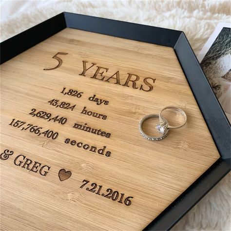 This 5th anniversary gift is made from real wood set in a black Acrylic tray. It's a perfect gift for your 5 year "wood" anniversary! 5th Anniversary Gift Ideas, Personalised Gifts Diy, Anniversary Gift Ideas, Wood Anniversary Gift, Wood Anniversary, 5 Year Anniversary, Anniversary Ideas, 5th Anniversary, Black Acrylic