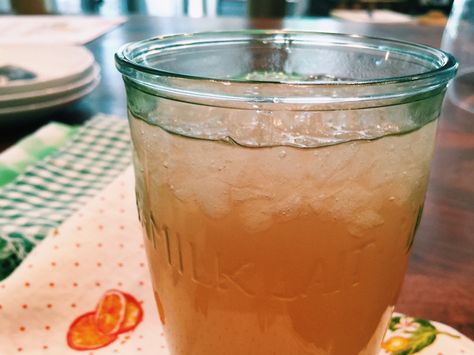 Miss Angie’s Almond Sweet Tea ((aka Ladies’ Party Punch)) | Food for a Year:Food for a Year: Serves 10 Breakfast Bread Pudding, Tea Punch, Almond Tea, Country Breakfast, Ladies Brunch, Breakfast Bread, Bacon Breakfast, Party Punch, Brunch Dishes