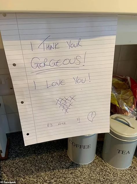 Women share photos of the sweet gestures and notes their partners have left for them  | Daily Mail Online Small Gestures Of Love, Cute Romantic Gestures, Small Gestures For Girlfriend, Romantic Gestures For Girlfriend, Love Gestures, Sweet Gestures, Sweet Love Notes, Dream Man, Romantic Things