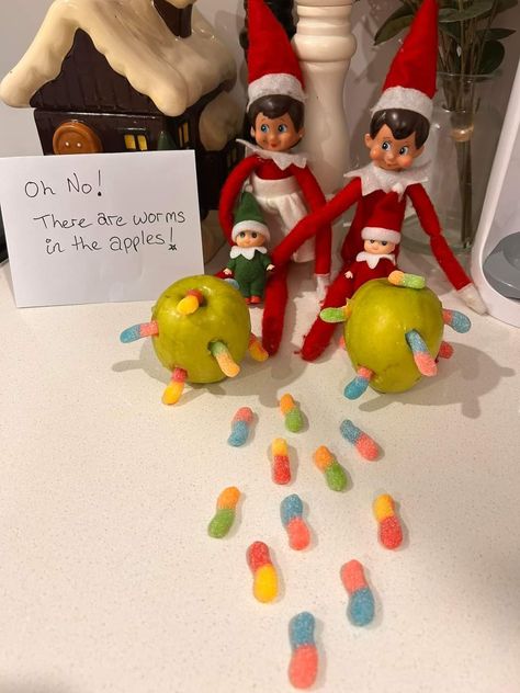 Elf On The Shelf Gummy Worms, Double Elf On The Shelf Ideas Funny, Elf On The Shelf Summer Visit, Summer Elf On The Shelf, Elf On The Shelf Ideas With Candy, Amazing Elf On The Shelf Ideas, Elf Ideas 2023, Halloween Elf On The Shelf, Elf On The Shelf 2024