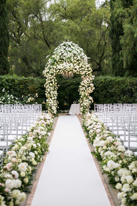 All white aisle runner outdoor wedding ceremony wedding ideas Outdoor Ceremony Aisle, Wedding Aisle Decorations Outdoor, Wedding Altar Decorations, Outdoor Wedding Ceremony Aisle, Wedding Walkway, Wedding Aisle Outdoor, Beverly Hills Wedding, Jewish Wedding Ceremony, Aisle Decorations