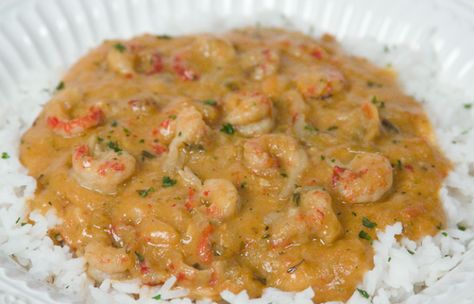 Louisiana Crawfish Etouffee Recipe ~ Popular around the state, étouffée literally means "smothered." This rich Creole dish can be prepared with crawfish or shrimp and is served over rice. Crawfish Etouffee Recipe, Crawfish Étouffée, Etouffee Recipe, Crawfish Recipes, Louisiana Crawfish, Crawfish Etouffee, Louisiana Travel, Cajun Dishes, Cajun Creole Recipes