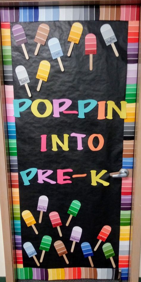 Bulletin Board Ideas For Preschool Back To School, Preschool Window Decorations Classroom, First Day Of Prek Bulletin Boards, Preschool August Bulletin Boards, Pre K Window Decorations, Preschool Boards Ideas, Prek September Bulletin Boards, Prek Back To School Door Ideas, Preschool Door Decorations Welcome Back To School