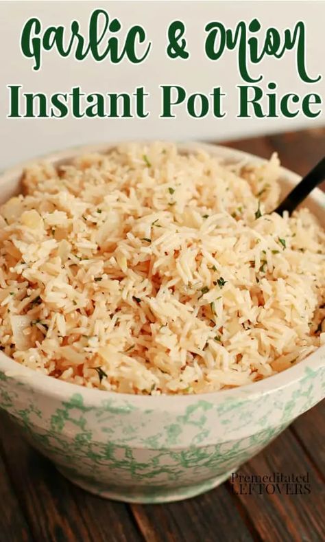 Garlic Rice Recipe, Onion Rice Recipe, Garlic Rice Recipes, Basmati Rice Recipes, Instant Pot Rice, Rice Side Dish Recipes, Seasoned Rice Recipes, Garlic Rice, Brown Rice Recipes