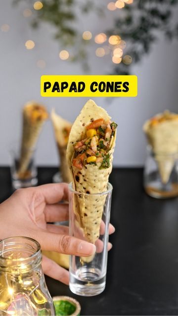 Mahima Dhoot | Mumbai Food Blogger on Instagram: "more Diwali content coming on @diningwithdhoot ✨✨ Note: making the cone is tricky as it’s hot #papad #diwalispecial #diwalisnacks" Indian Chaat Presentation Ideas, Indian Food Serving Ideas Creative, Diwali Food Ideas Indian, Plating Ideas For Indian Food, Diwali Appetizers Indian Easy, Diwali Food Recipes, Diwali Lunch Ideas, Diwali Party Appetizers, Diwali Food Decoration Ideas