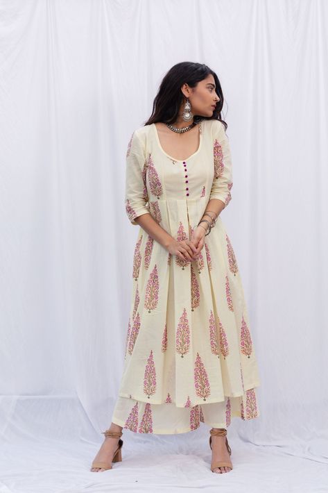 Potli Button, Cotton Dress Indian, Designer Anarkali Dresses, Chanderi Dupatta, Printed Suit, Kurti Patterns, Salwar Designs, Stitching Dresses, Cotton Kurti Designs